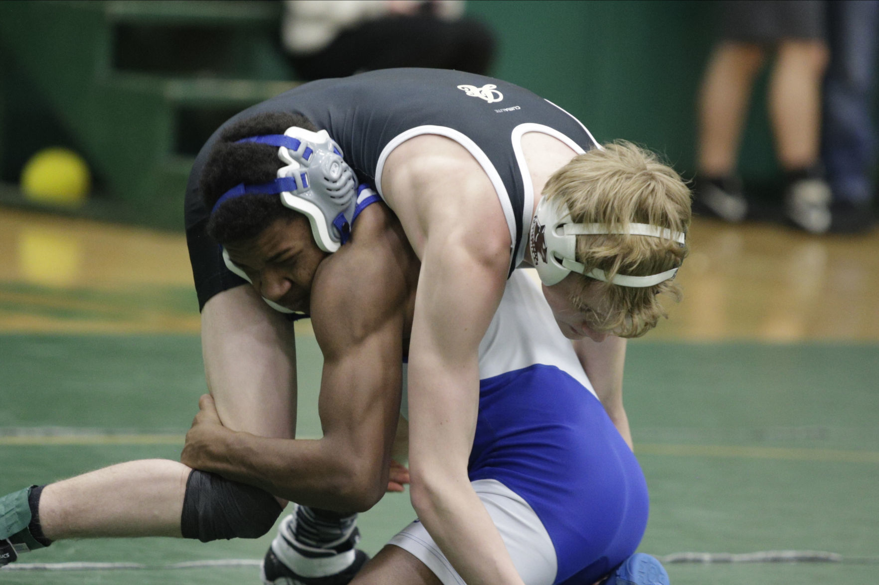 GALERY-2A-wrestling-regional-010-020920.JPG